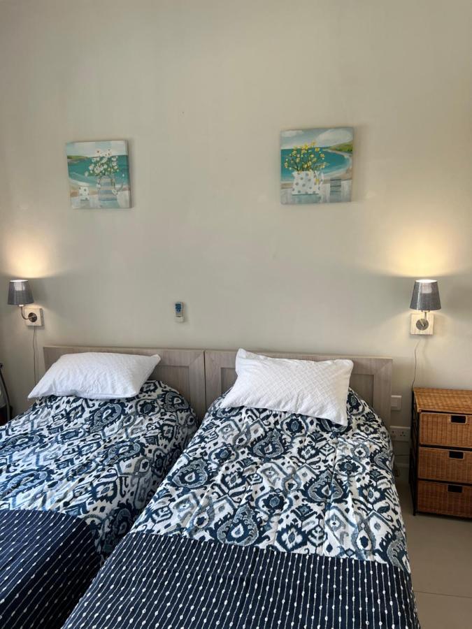 Immaculate Two Beds Luxury Marina Apartment Rivière Noire Exterior foto